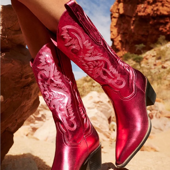 New 12th Tribe x Billini Danilo Cowboy Boots in Raspberry Metallic Size 7 - Picture 3 of 9